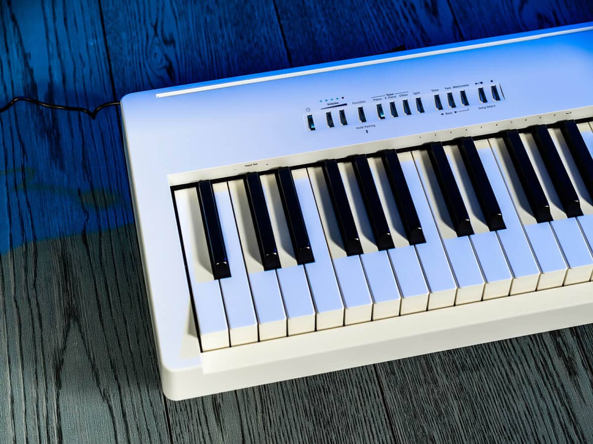 Roland FP-30X sounds and voices