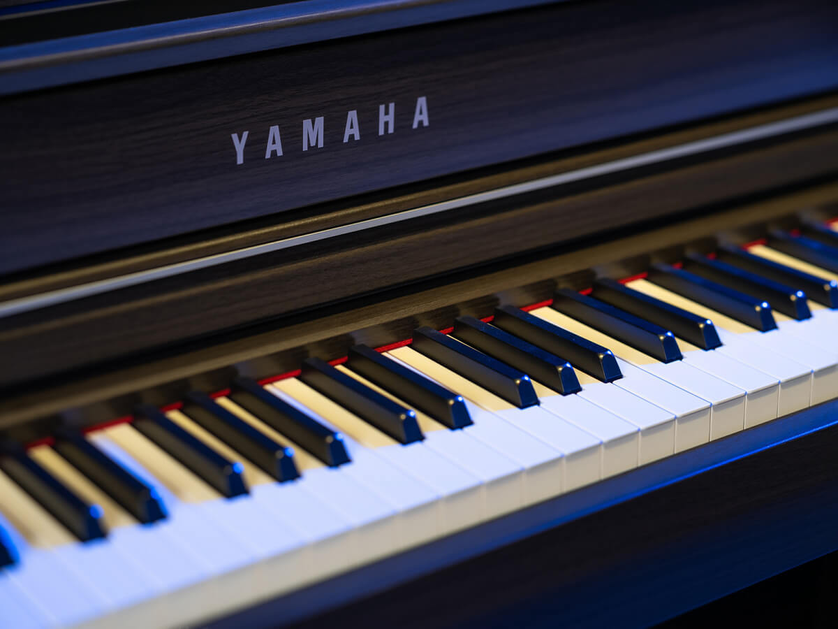 Yamaha Clavinova CLP-735 keys and feel