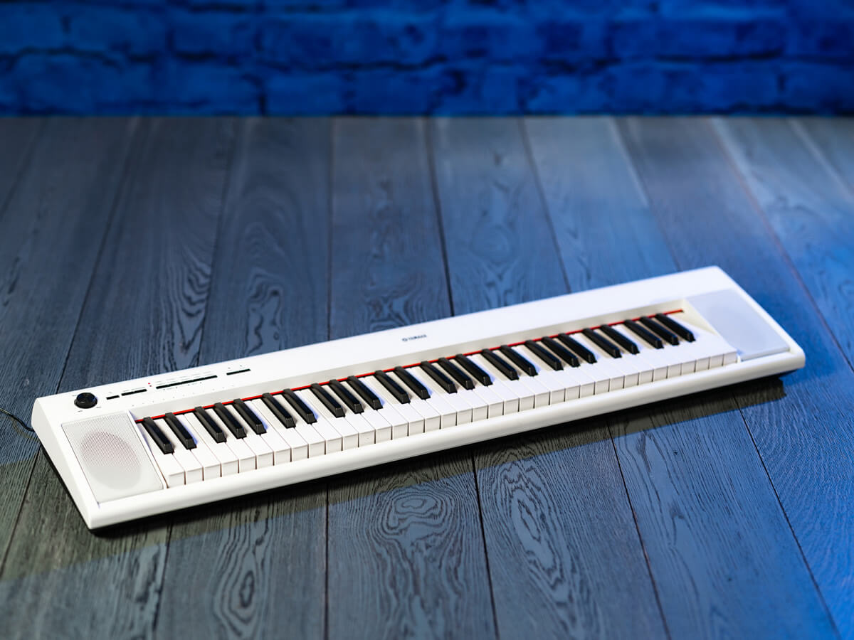 Yamaha Piaggero NP-12 portable keyboard review