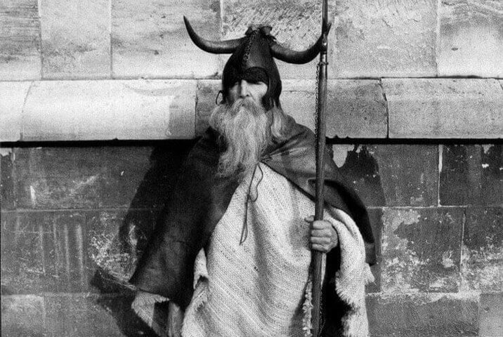 Louis Thomas Hardin (Moondog)