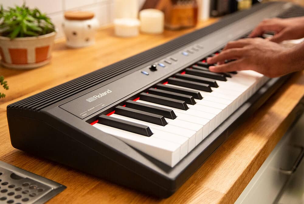 testing Roland Go:Piano88 (GO-88P) keyboard piano