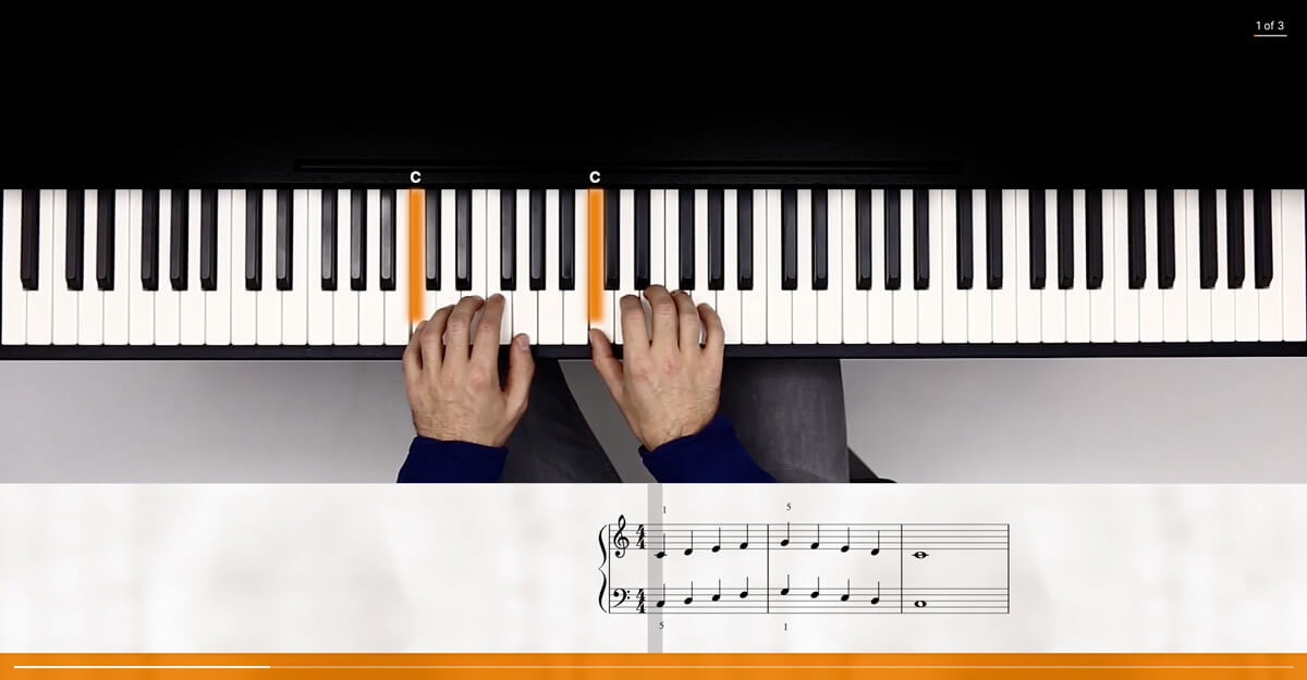 Flowkey teaching methods - playing with both hands