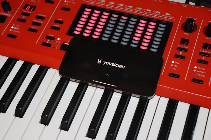 testing the Yousician Piano online lesson platform