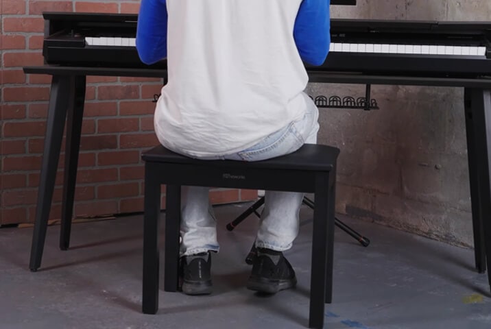 Gator Traditional wooden piano bench