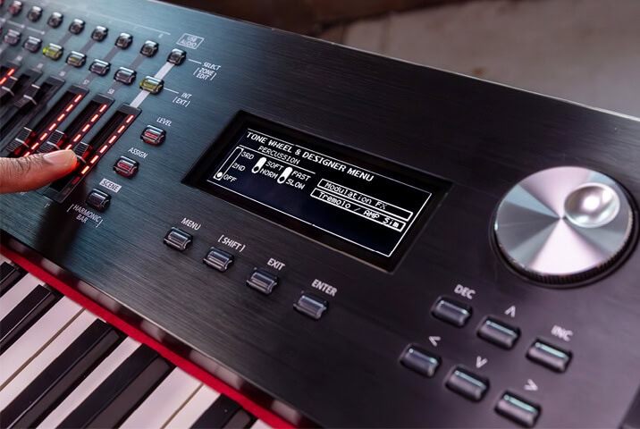 Roland RD-2000 EX layout closeup look