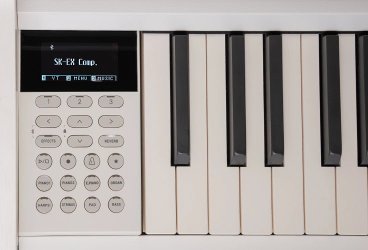 Kawai CA501 screen and controls