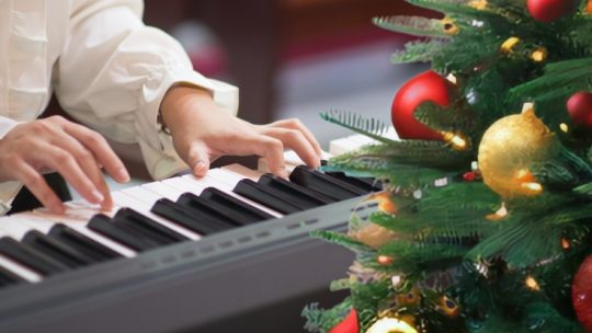 Christmas piano songs