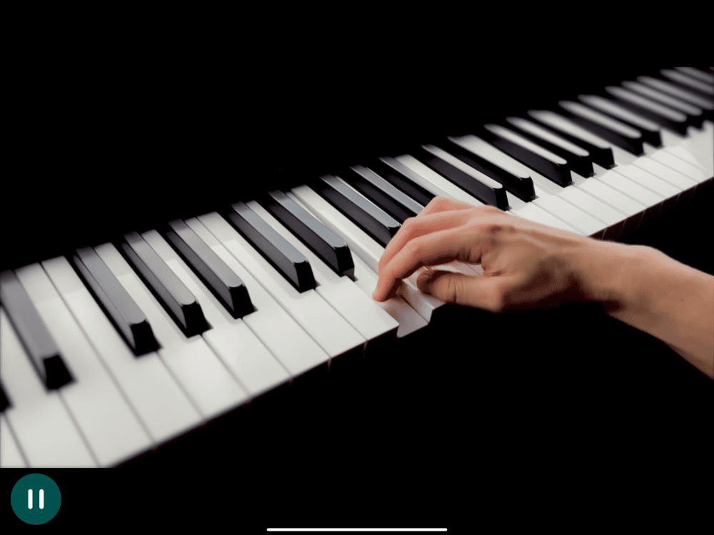 Skoove thumb under technique